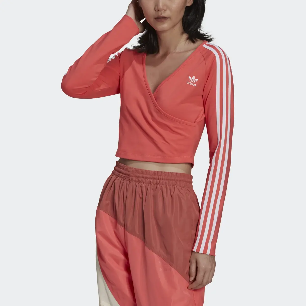 Adidas Maglia adicolor Classics Cropped Long Sleeve. 1