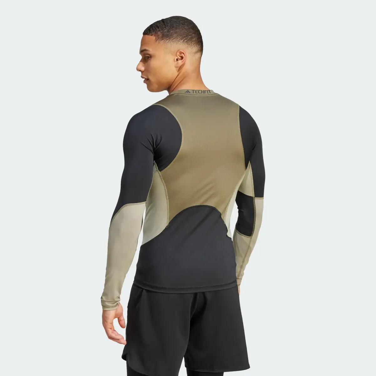 Adidas Techfit Colorblock Training Long Sleeve Tee. 3