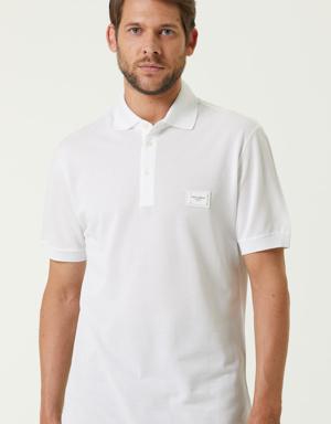 Beyaz Polo Yaka Logolu T-shirt
