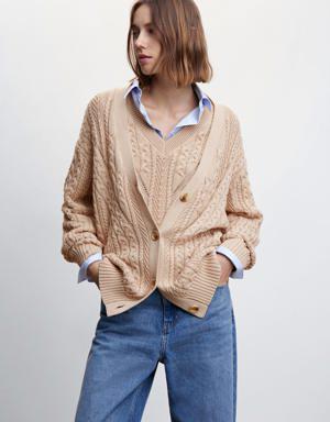 Buttoned knit braided cardigan
