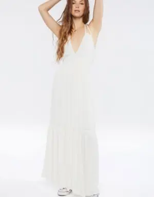 Forever 21 Plunging Halter Maxi Dress Vanilla