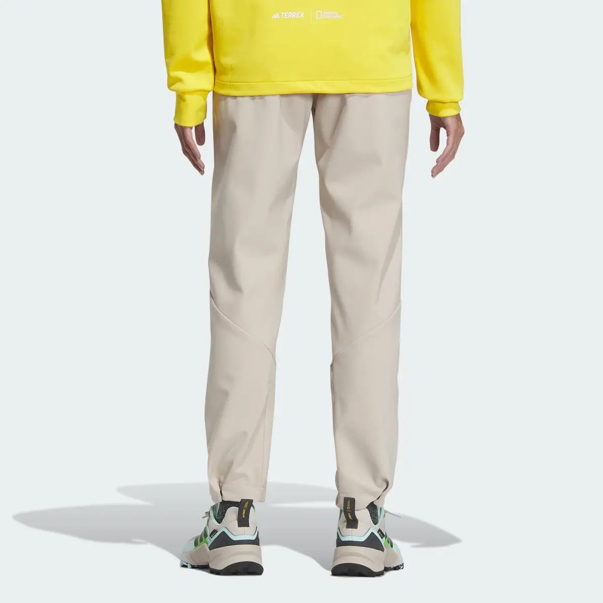 Adidas National Geographic Softshellhose. 2