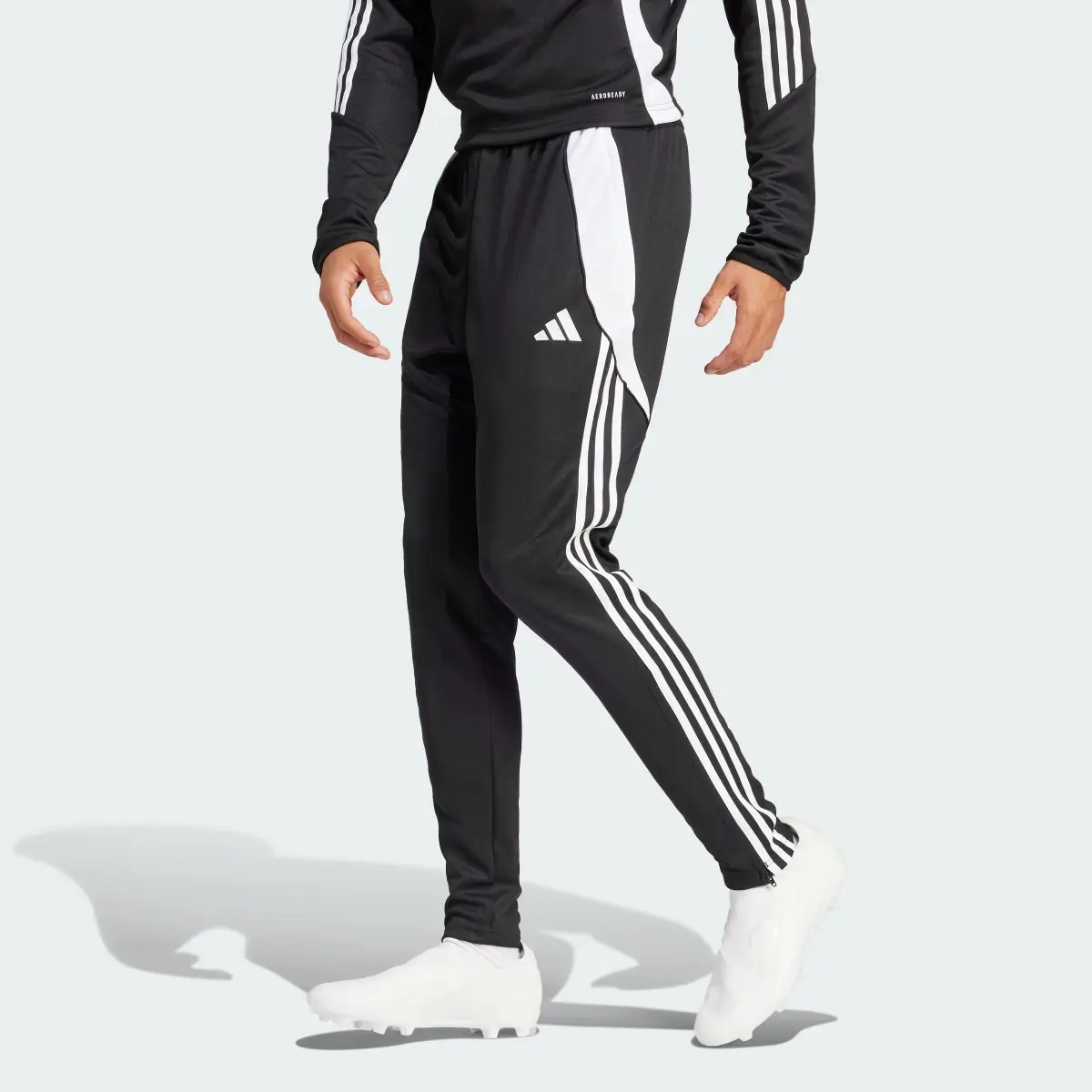 Adidas Pantaloni da allenamento Tiro 24. 1