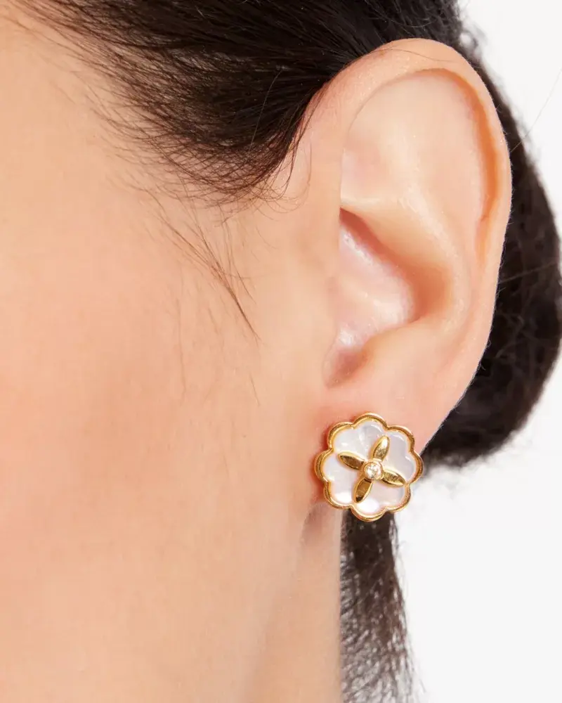 Kate Spade Heritage Bloom Studs. 2