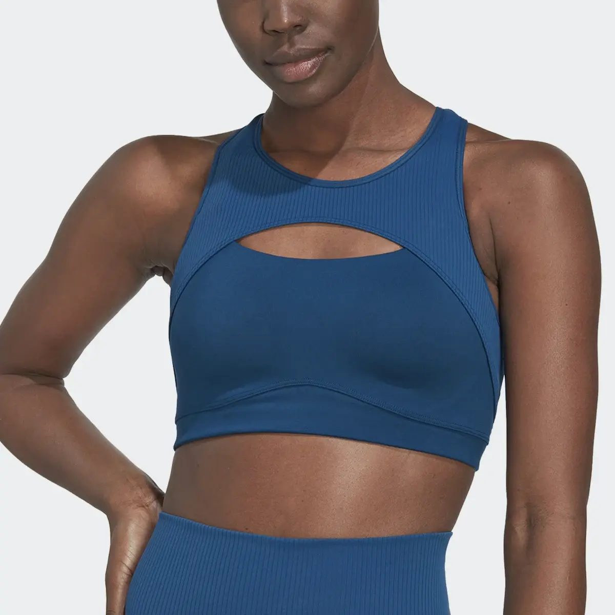 Adidas CoreFlow Studio Medium-Support Yoga Wind Bra. 1