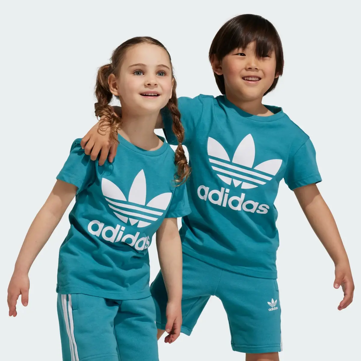 Adidas Playera Adicolor Trifolio. 1