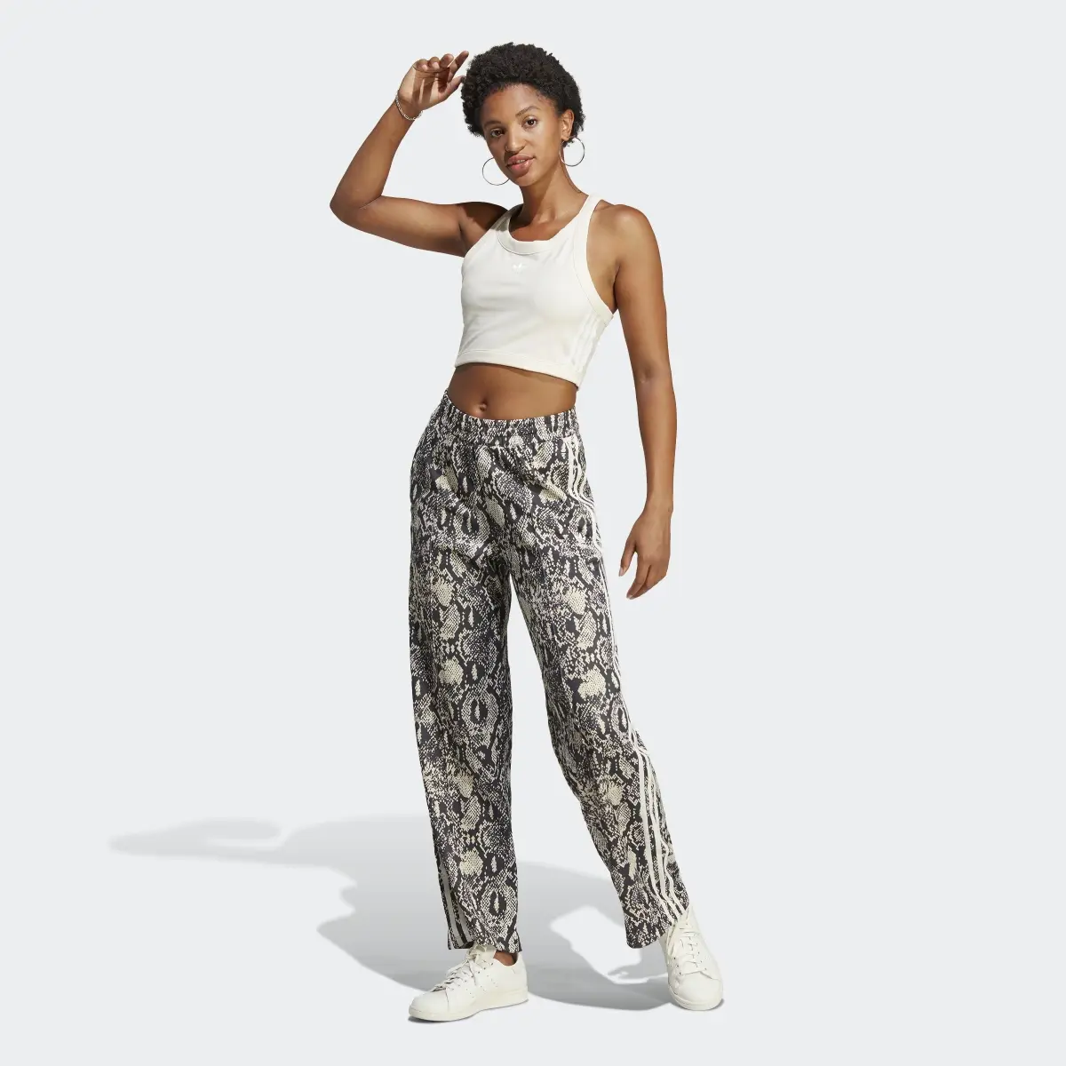 Adidas Track pants Python. 3