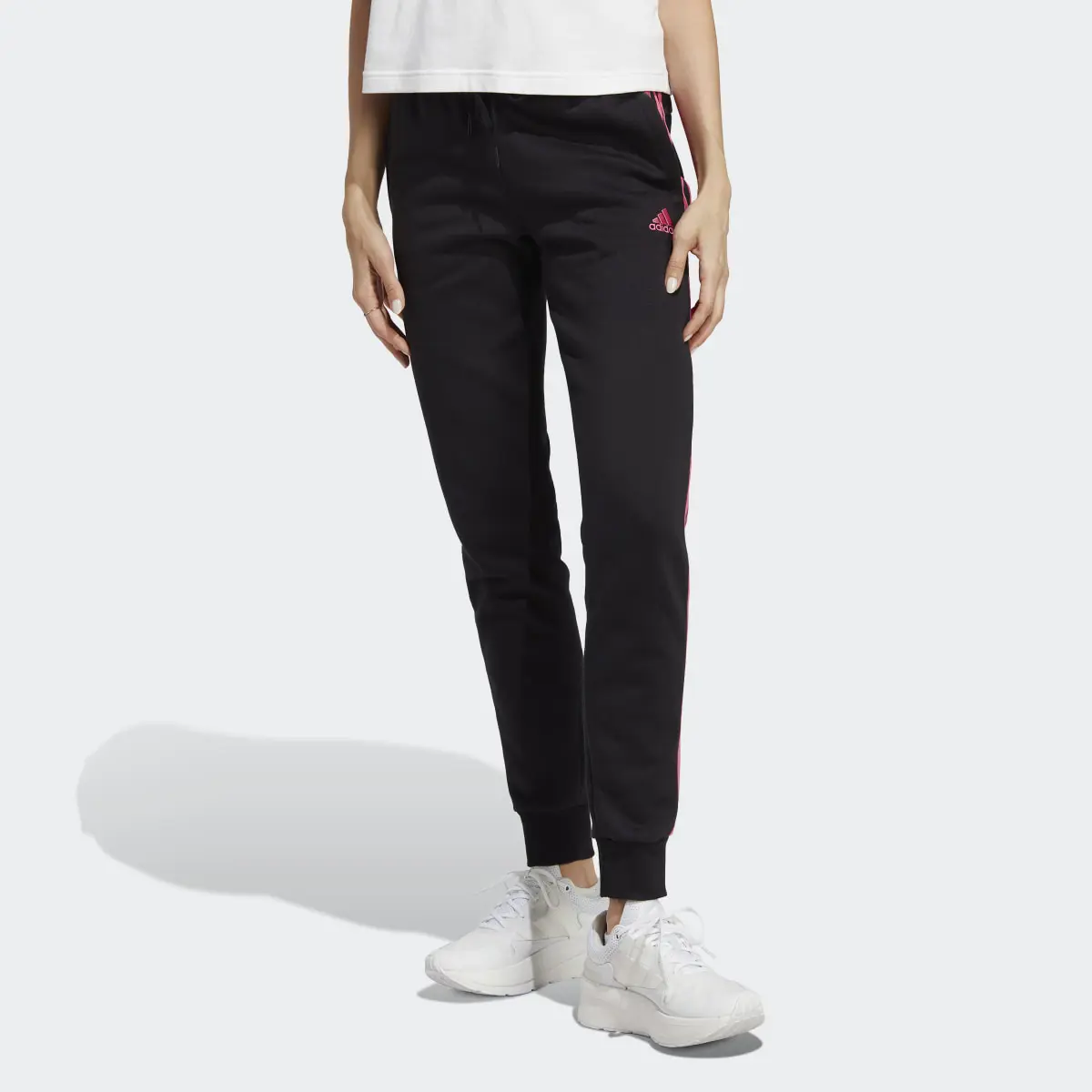 Adidas Pantalon Essentials Fleece 3-Stripes. 1