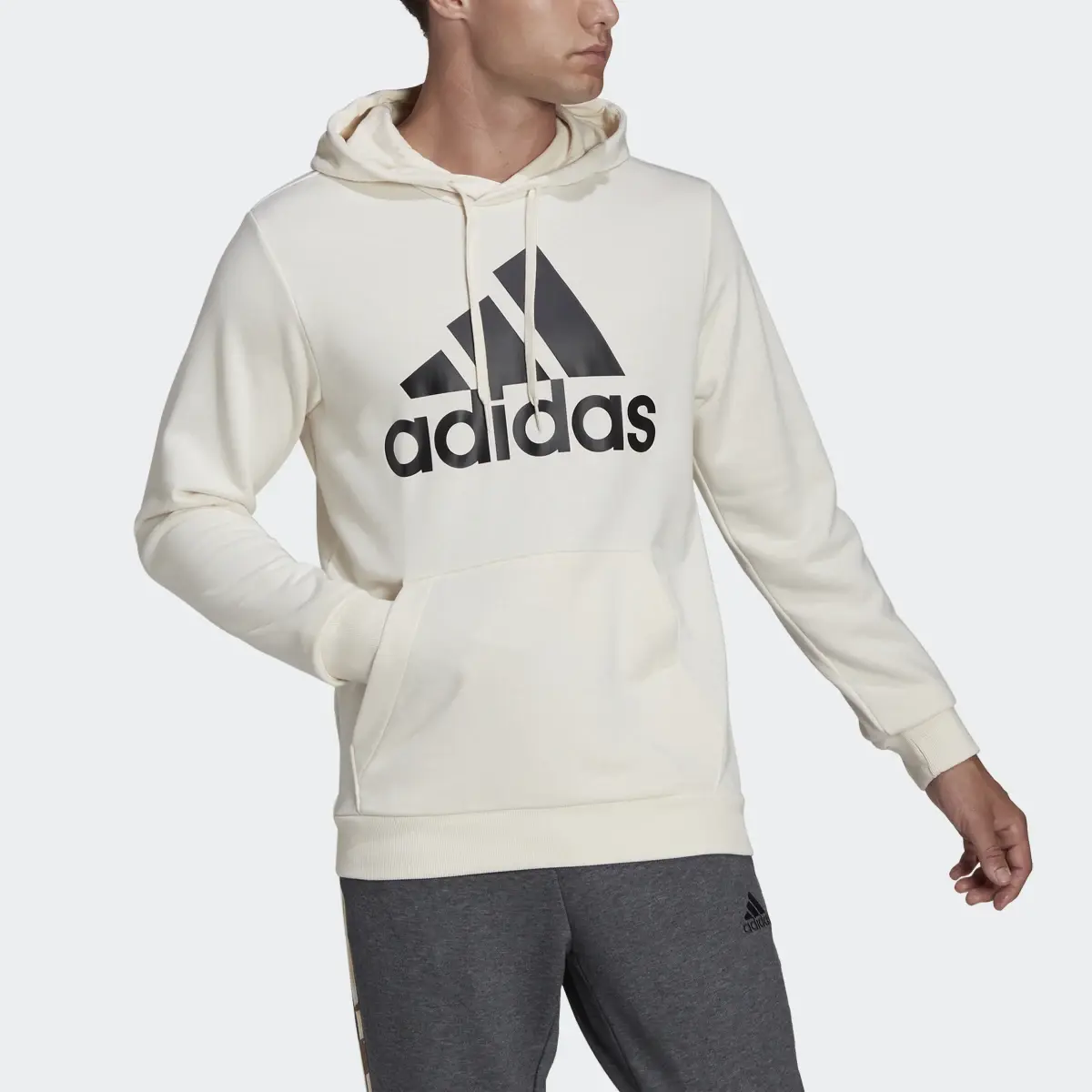 Adidas Camisola com Capuz Essentials. 1