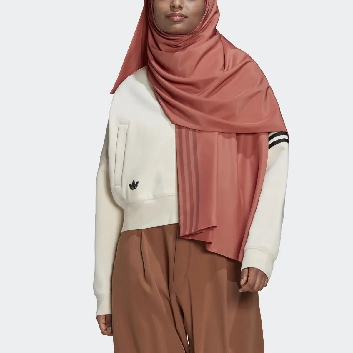Adidas Hijab. 1