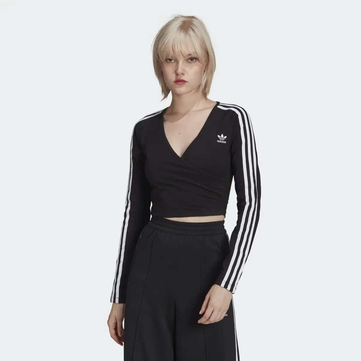 Adidas Maglia adicolor Classics Cropped Long Sleeve. 2