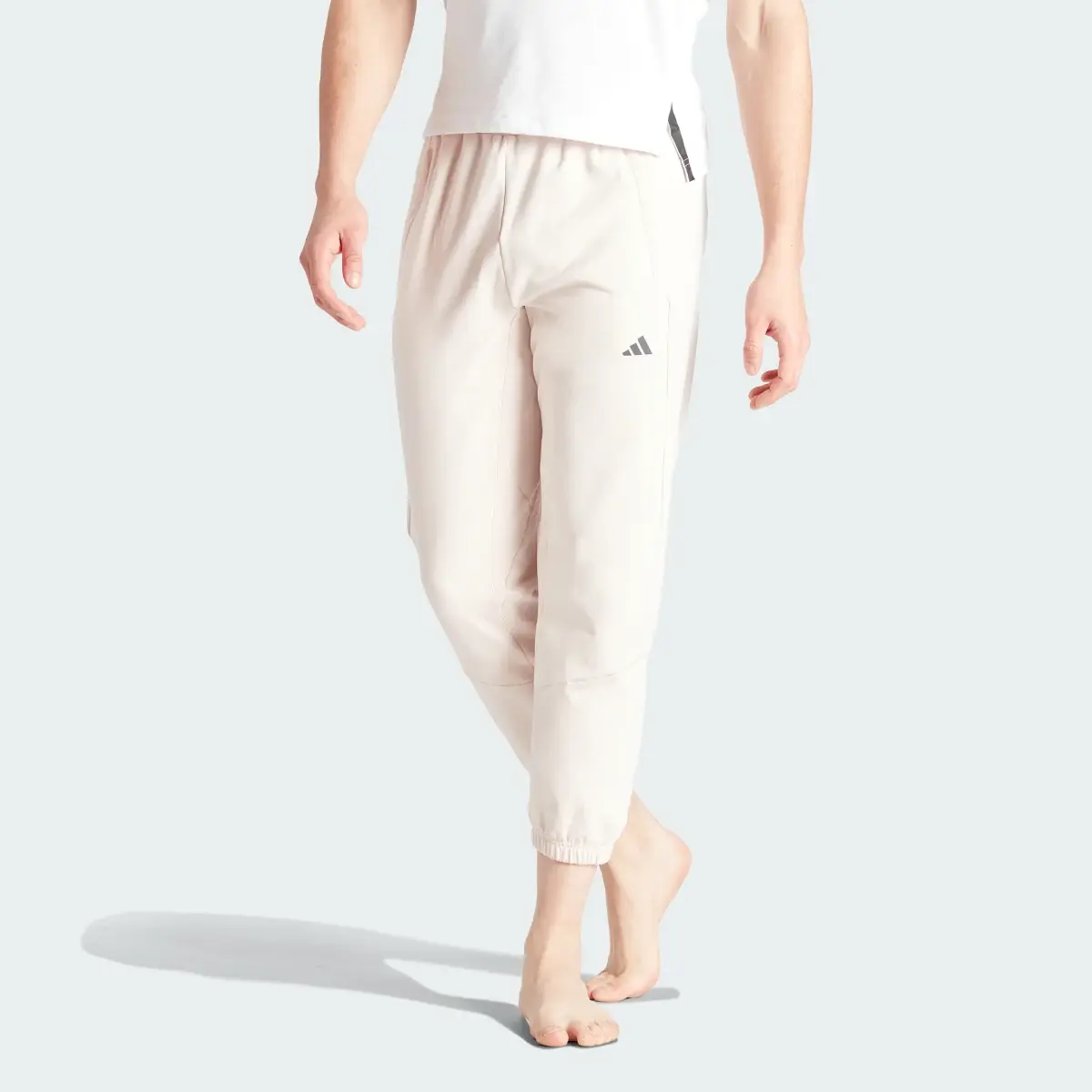 Adidas Pantaloni da allenamento Designed for Training Yoga 7/8. 2