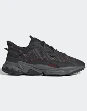 Adidas OZWEEGO Shoes. 2 Adidas OZWEEGO Shoes. 2