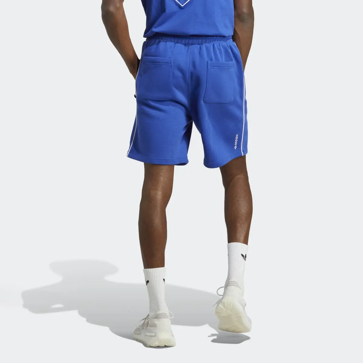 Adidas Adicolor Seasonal Archive Shorts. 2