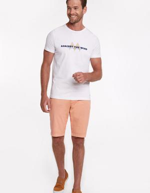 Baskı Logolu Kırık Beyaz Bisiklet Yaka T-Shirt