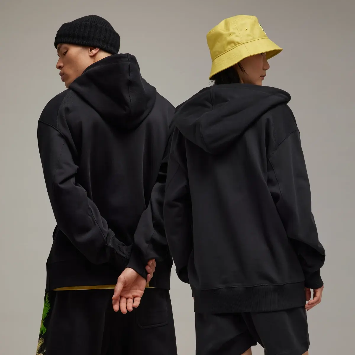 Adidas Sudadera con Gorro Y-3 Cierre Frontal Estampada. 3