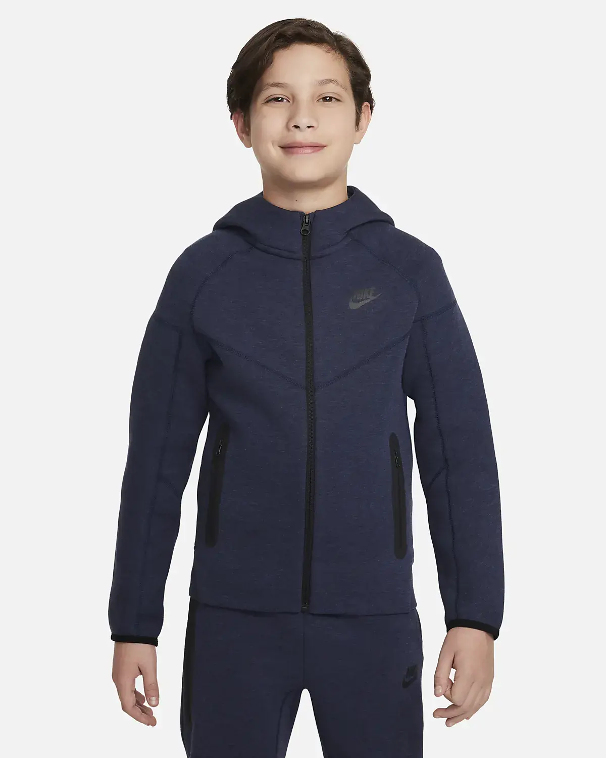 Nike Sportswear Tech Fleece. 1