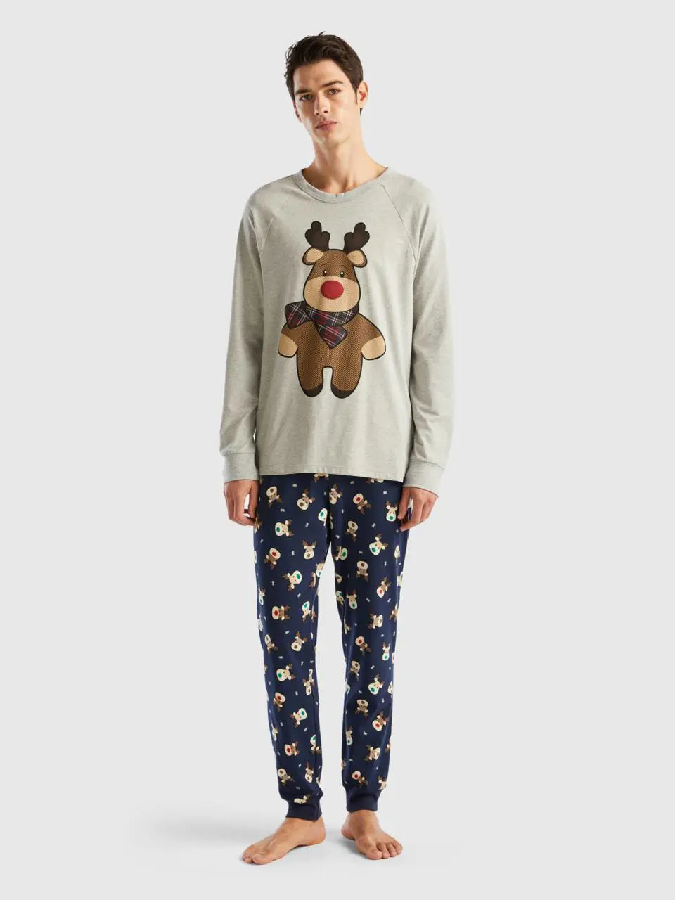 Benetton warm pyjamas with reindeer print. 1