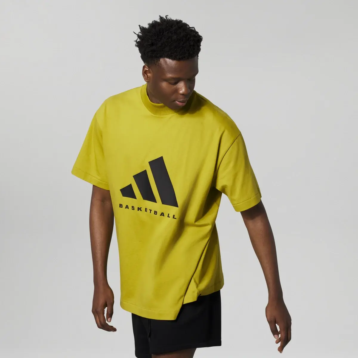 Adidas Basketball 001_Tee. 3