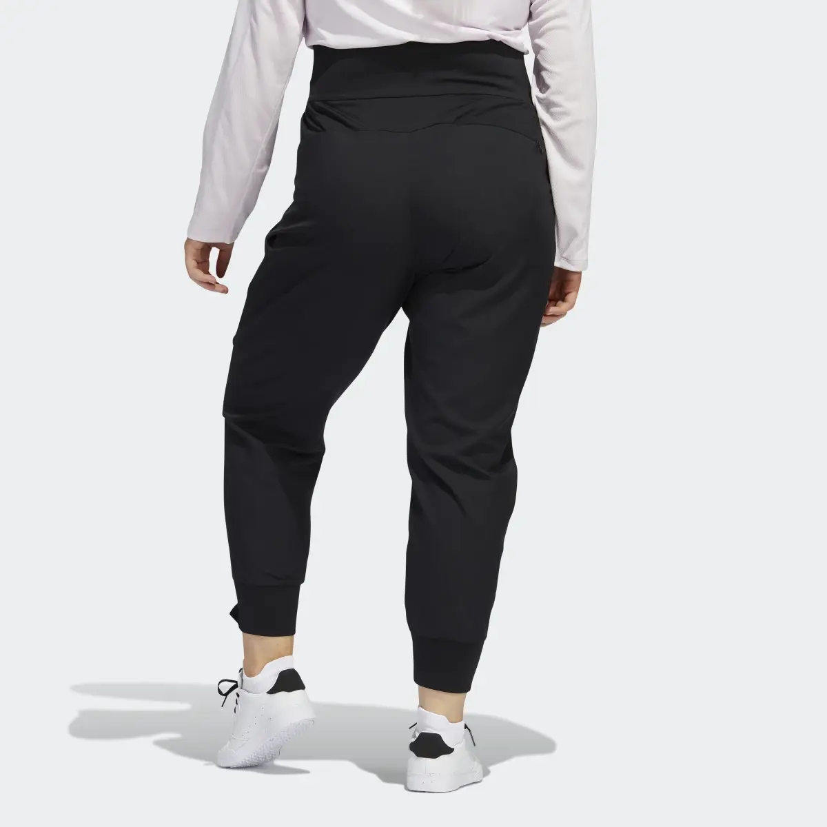 Adidas Pantalón Essential Jogger (Tallas grandes). 2