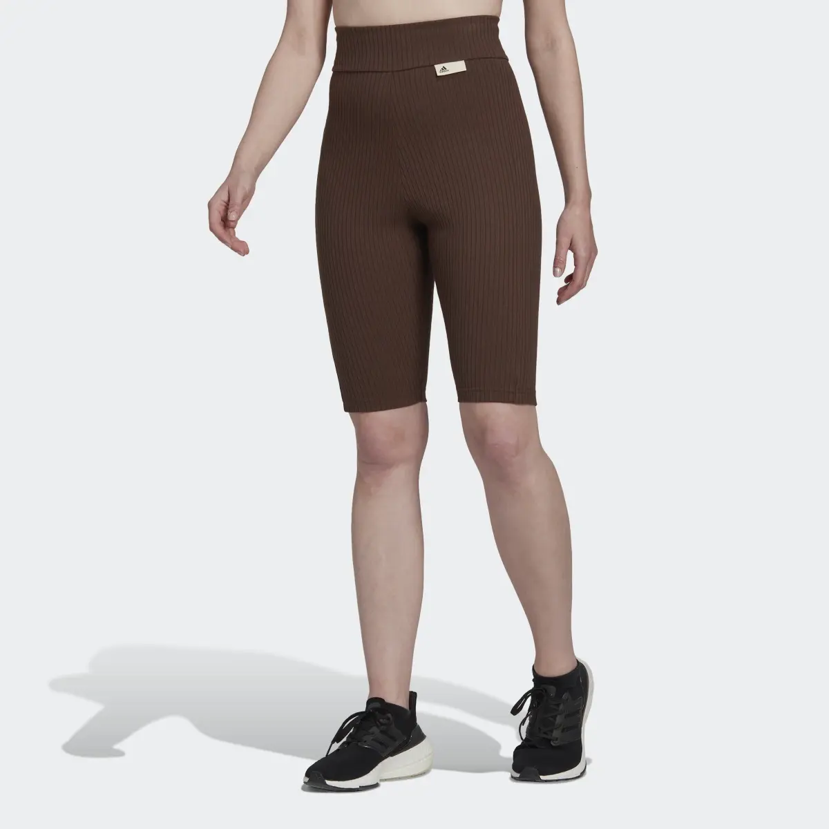 Adidas Studio Lounge Ribbed kurze Tight. 1