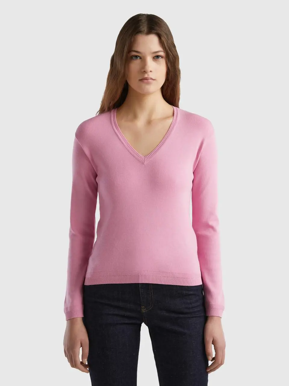 Benetton v-neck sweater in pure cotton. 1