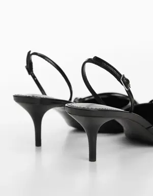 Slingback heeled shoes with buckle