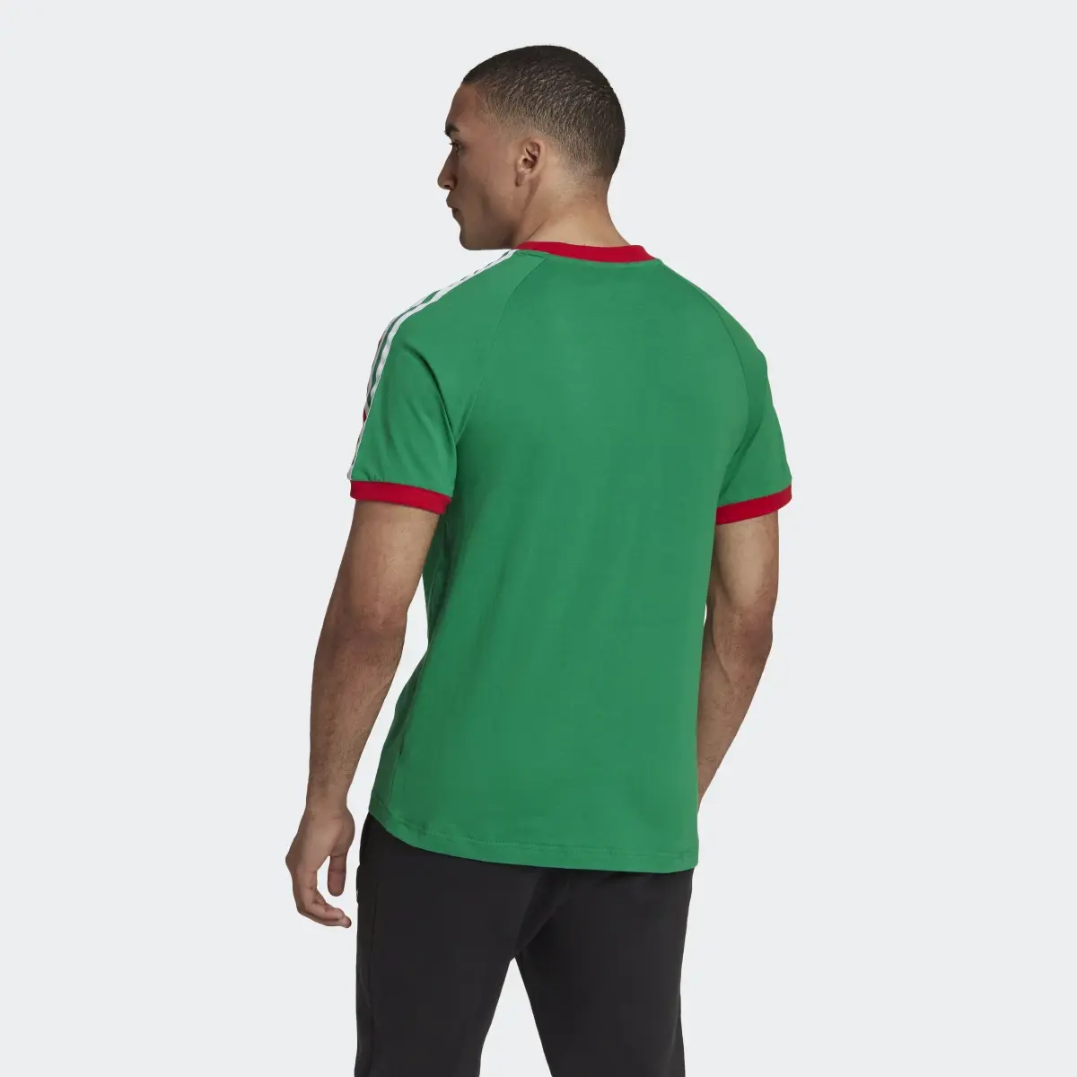 Adidas Playera 3 franjas. 3