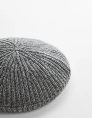 Knitted beret hat
