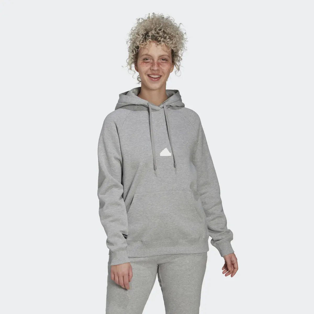 Adidas Sweatshirt Oversize com Capuz. 2