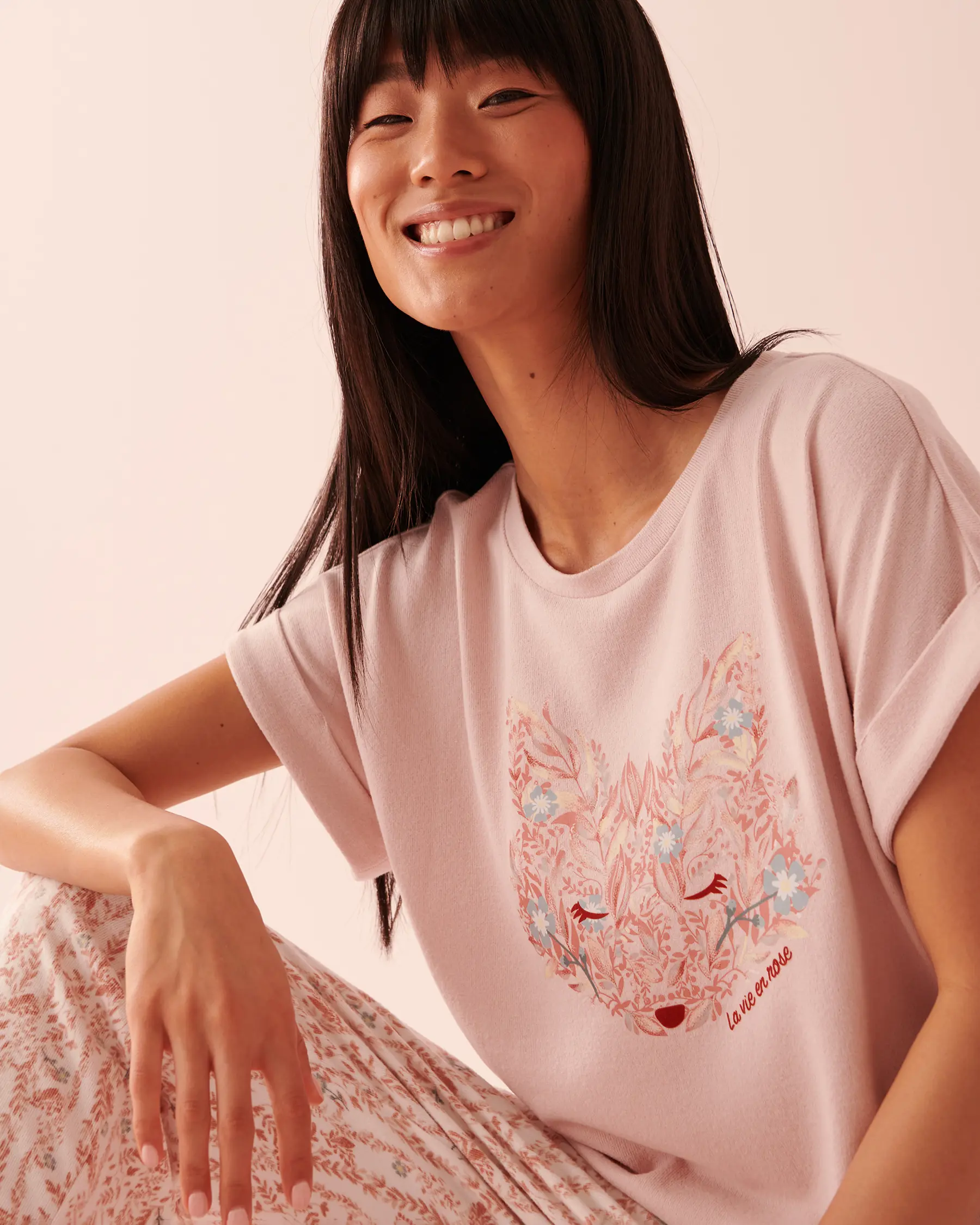 La Vie en Rose Recycled Fibers Crew Neck T-shirt. 3