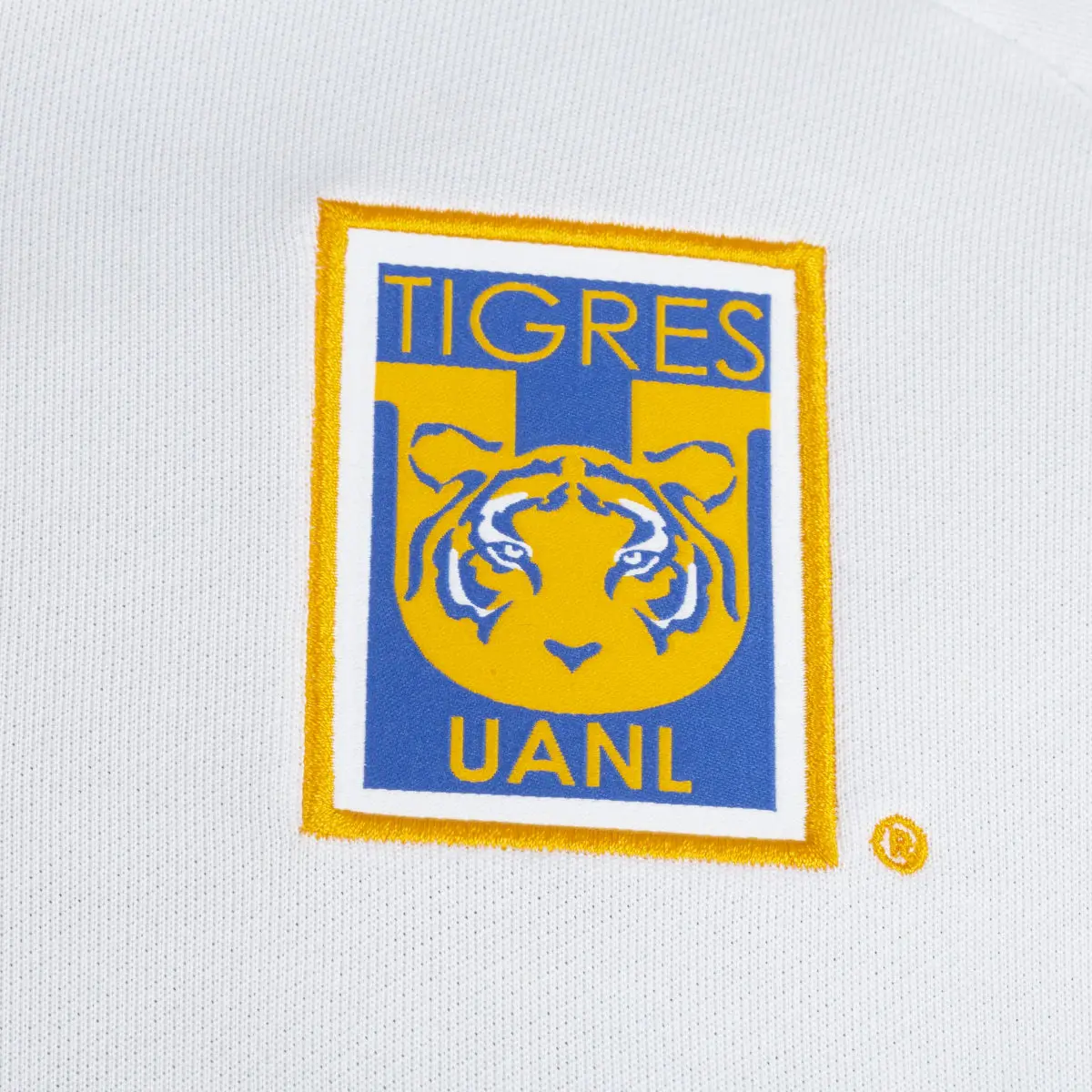 Adidas Chamarra Deportiva ADN Tigres UANL. 3