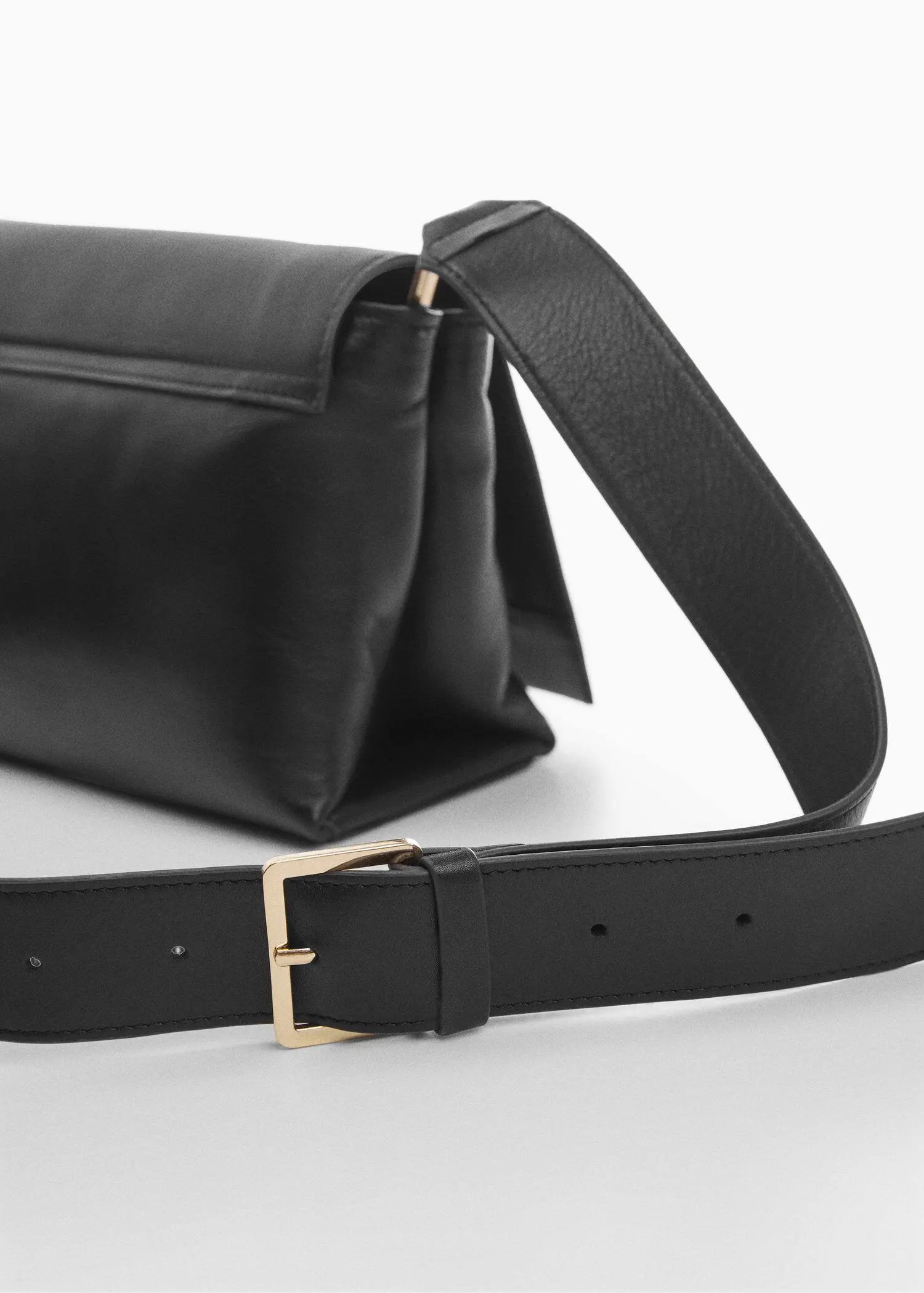 Mango Leather shoulder bag with flap. 2