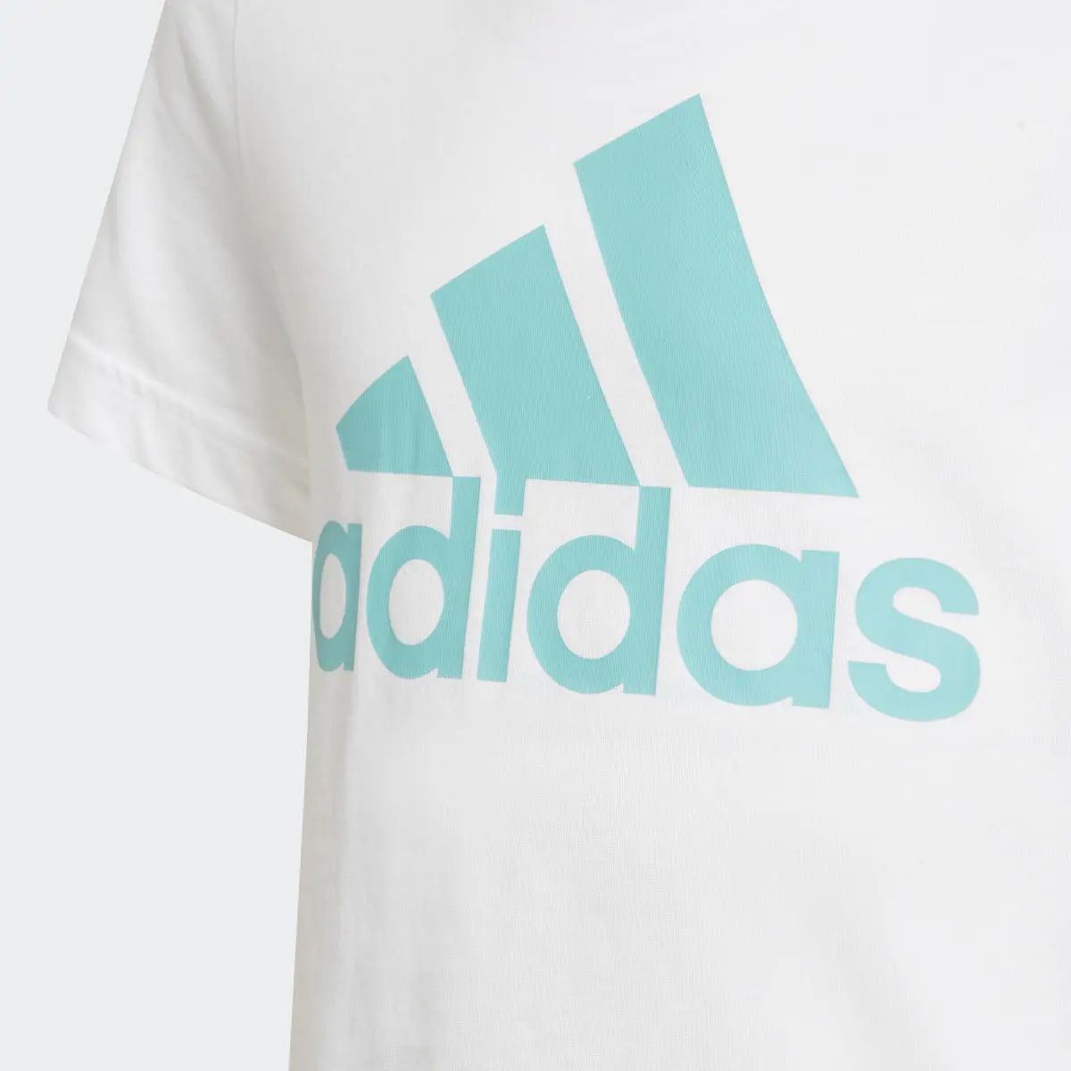 Adidas Essentials T-Shirt. 3