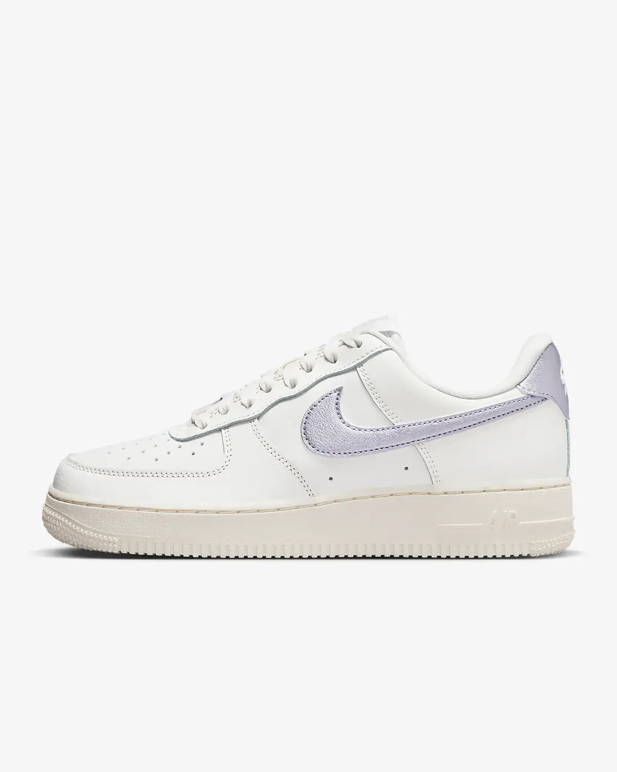 Nike Air Force 1 '07. 1