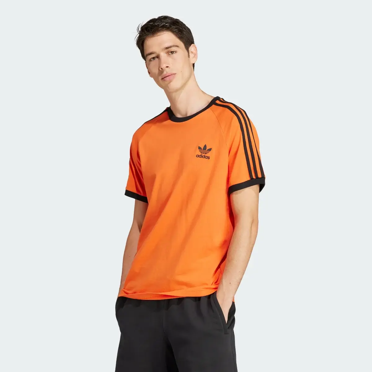 Adidas Adicolor Classics 3-Stripes Tee. 2