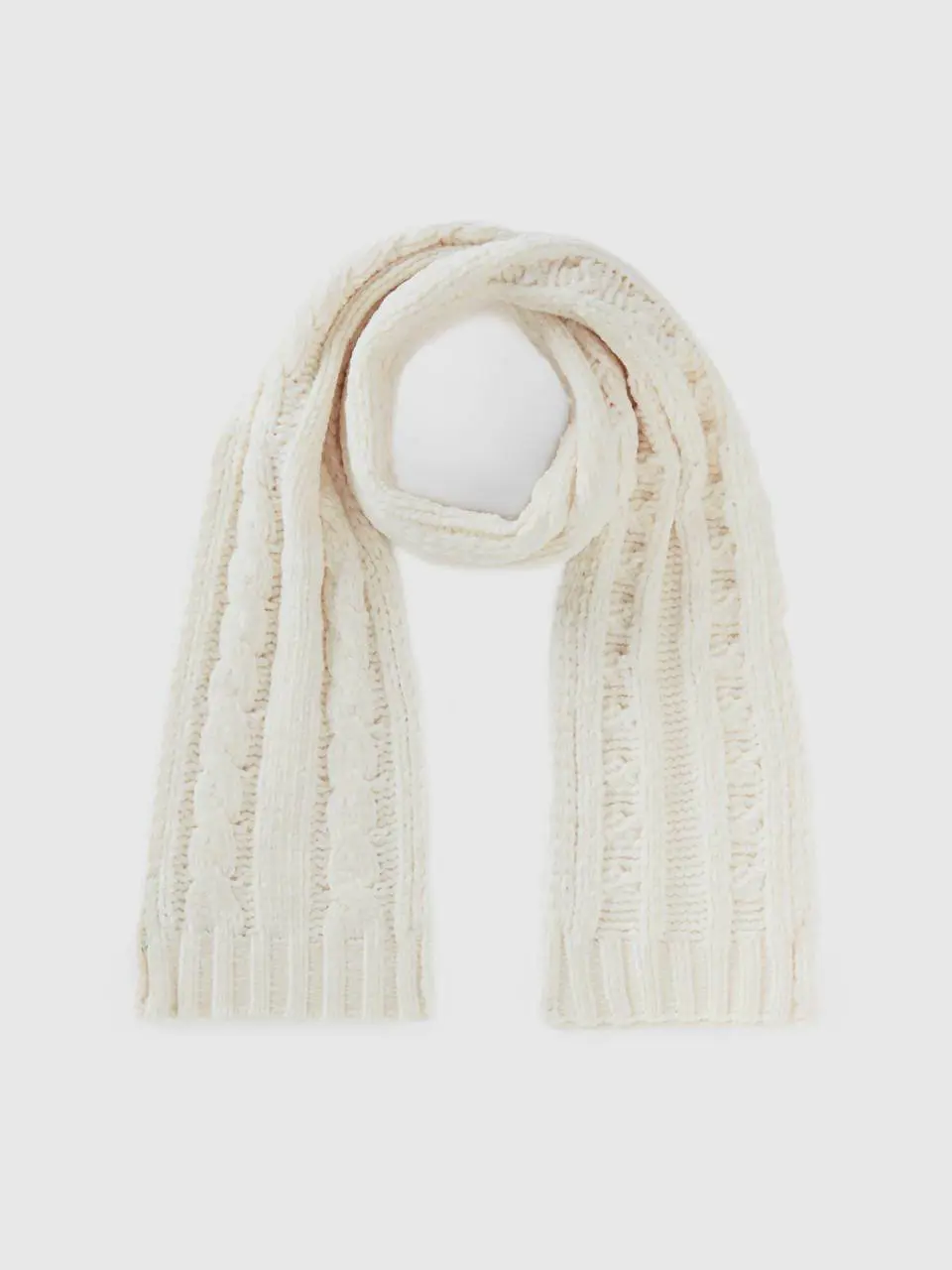 Benetton chenille scarf with cable knit. 1