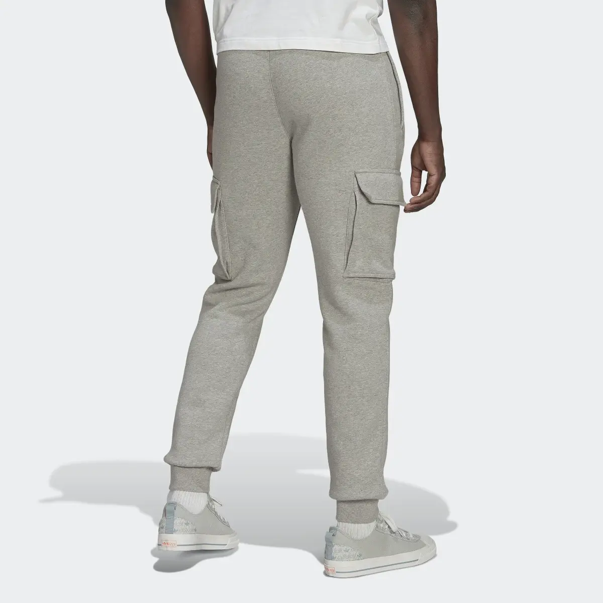 Adidas Adicolor Essentials Trefoil Cargo Joggers. 2