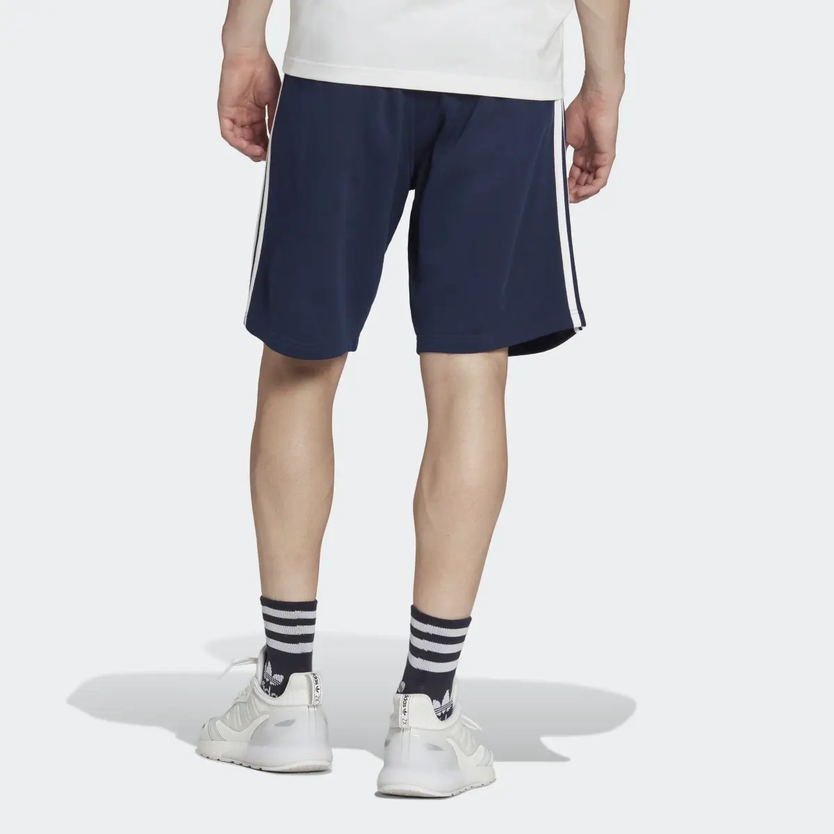 Adidas Adicolor Classics 3-Stripes Sweat Shorts. 2