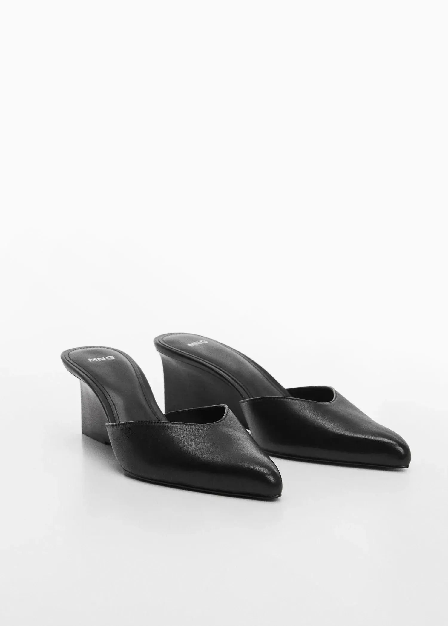 Mango Pointed toe leather shoes. 2