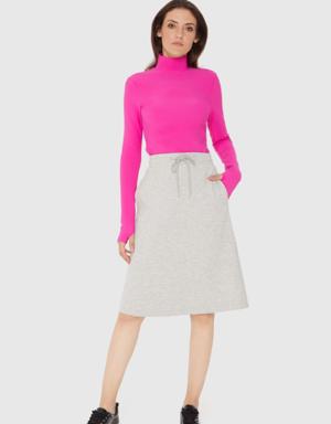 Comfortable Fit Lace-Up Midi Length Gray Knitted Skirt