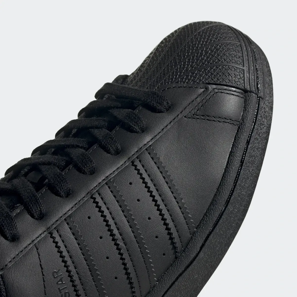 Adidas Chaussure Superstar. 3