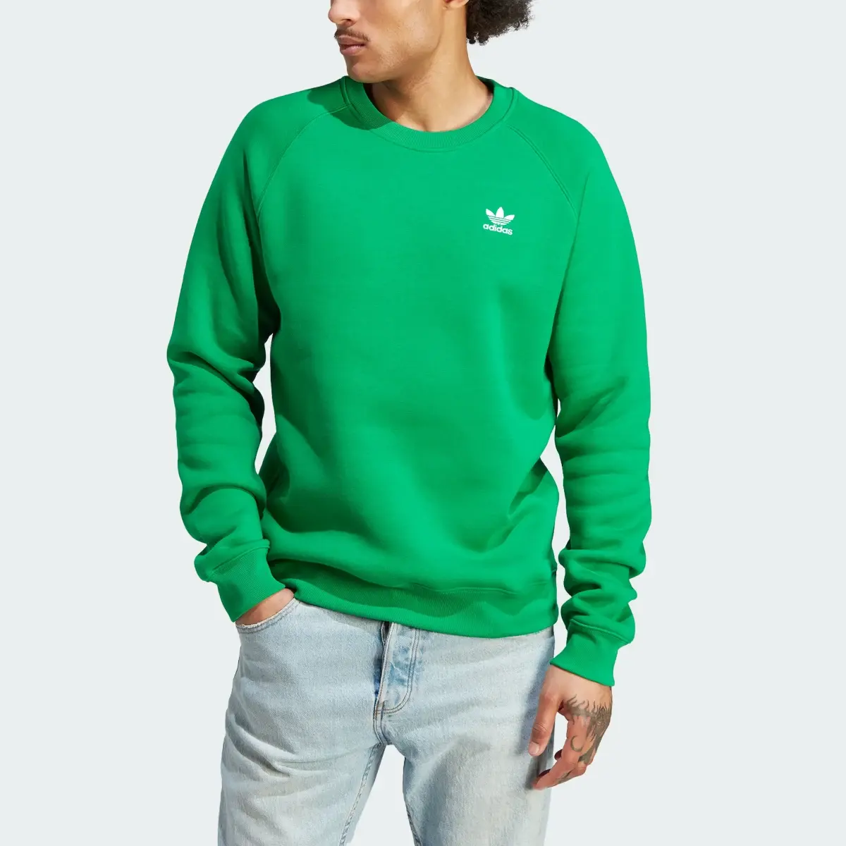 Adidas Trefoil Essentials Crewneck. 1