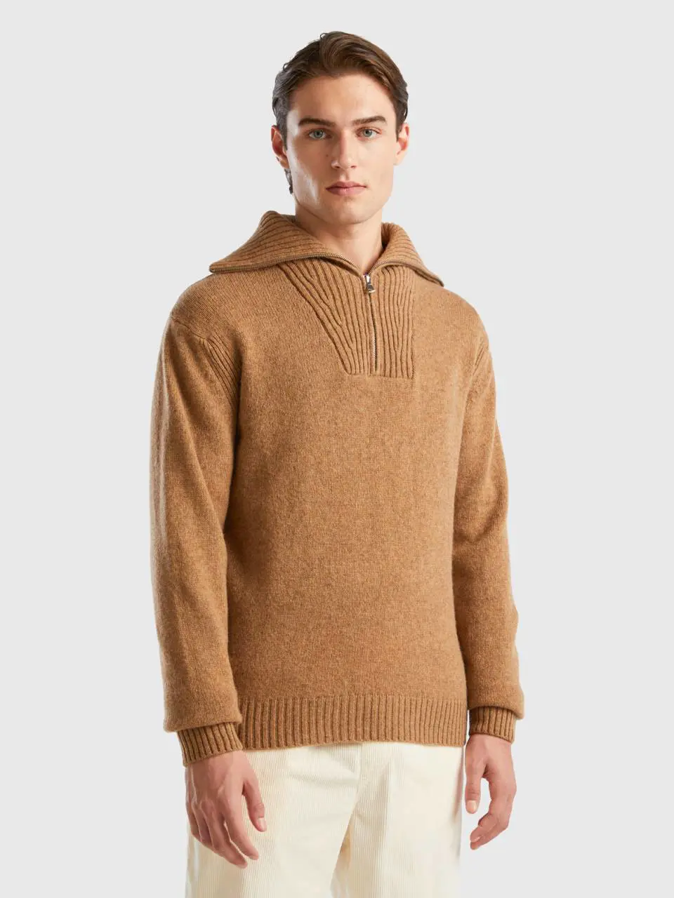 Benetton camel sweater in pure shetland wool. 1