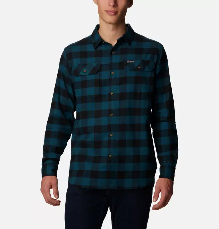 Columbia Men's Flare Gun™ Stretch Flannel Shirt. 2