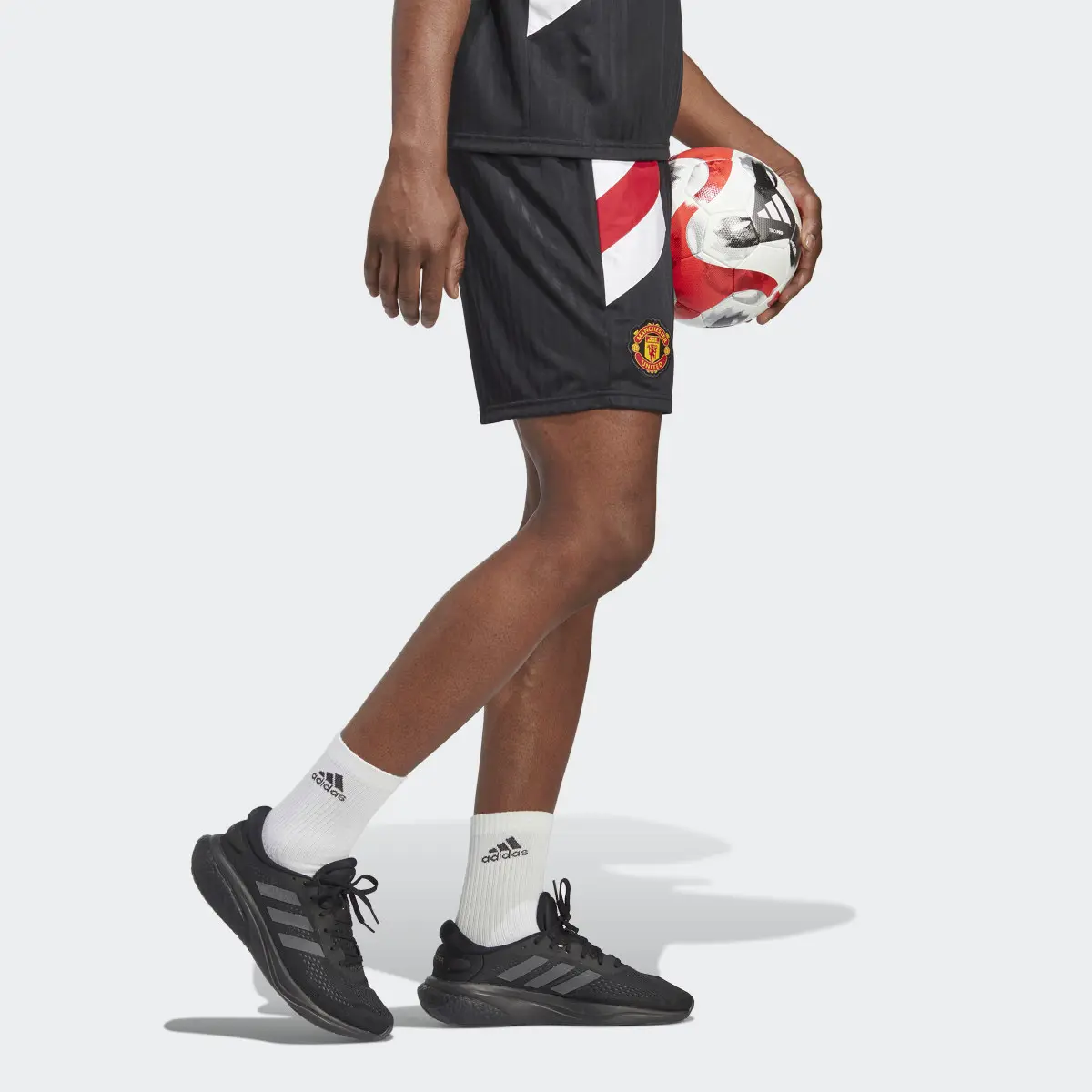 Adidas Manchester United Icon Shorts. 3