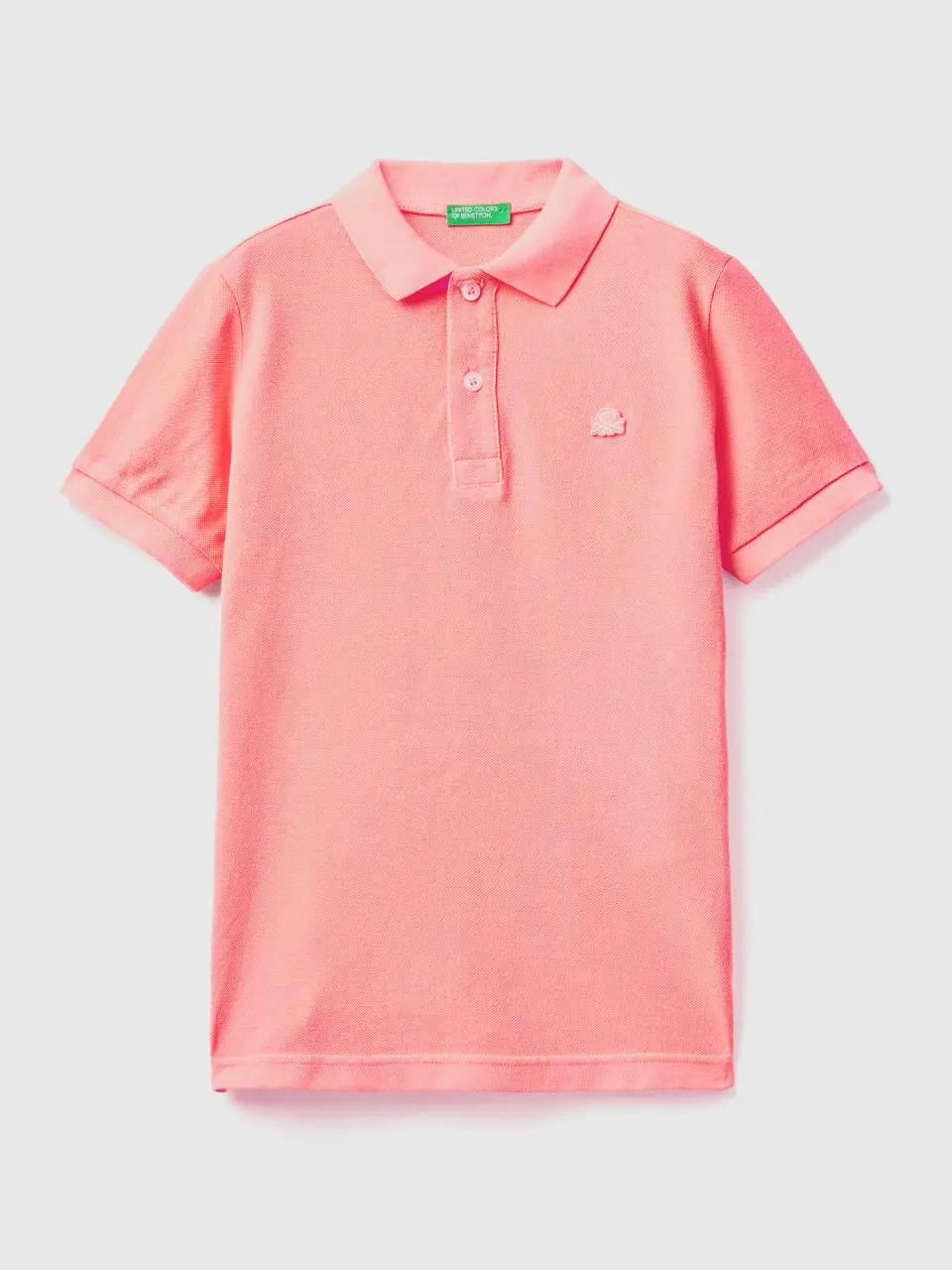 Benetton neon polo in organic cotton. 1