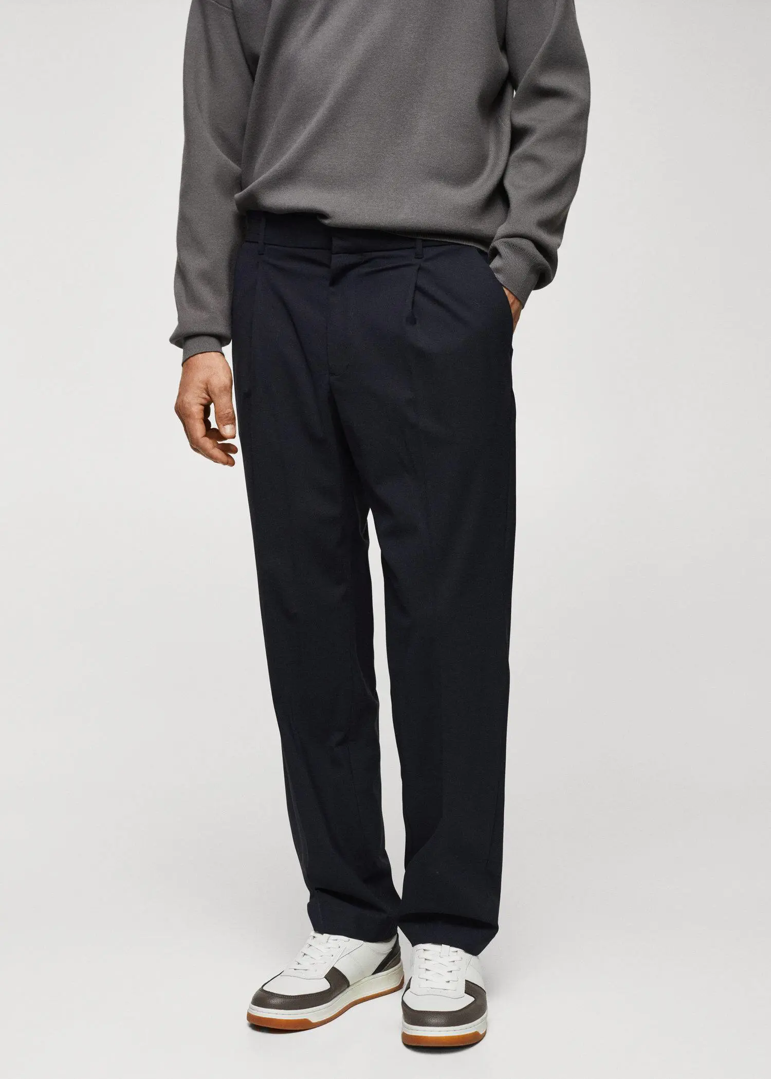 Mango Relaxed-fit wool trousers. 1