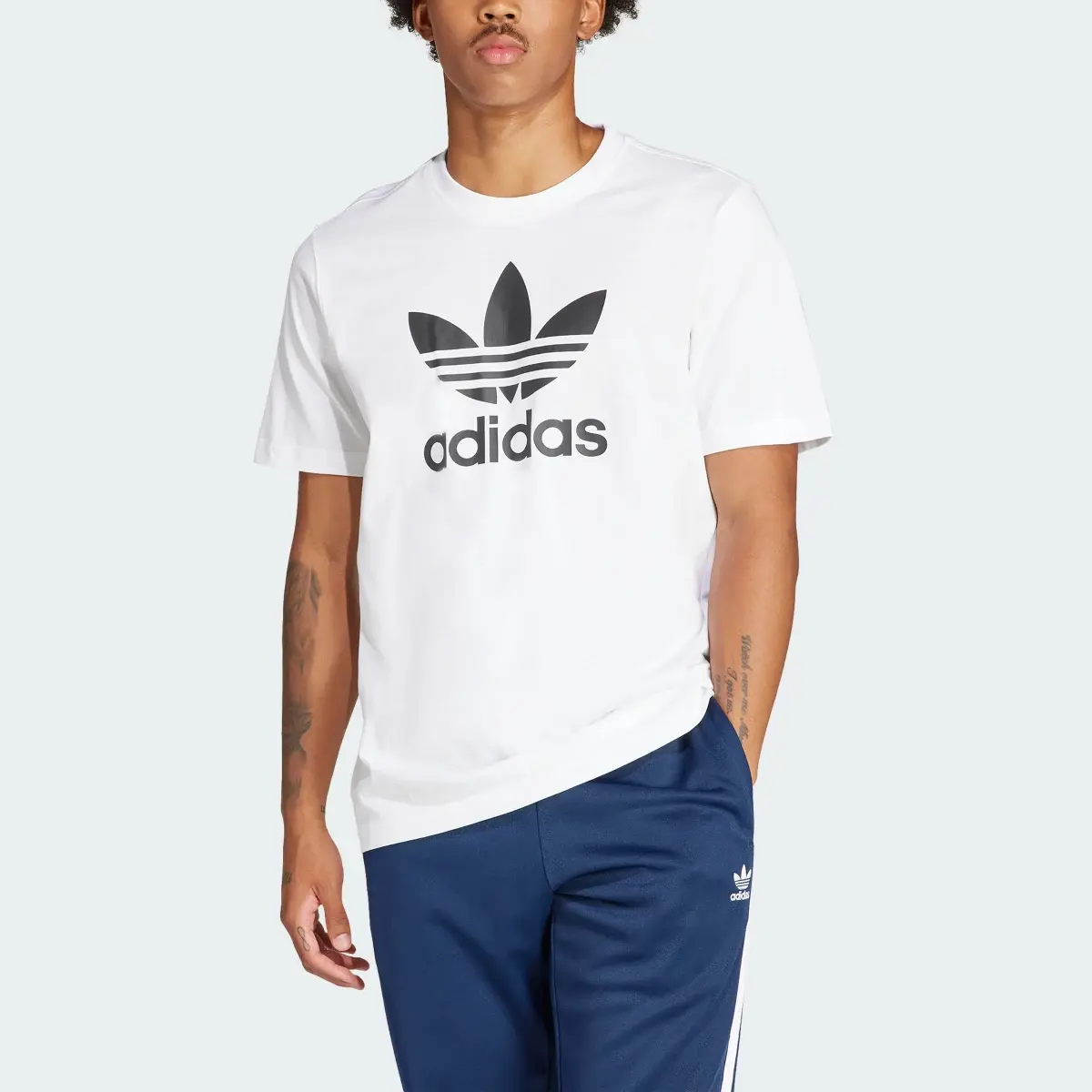 Adidas Adicolor Trefoil Tee. 1