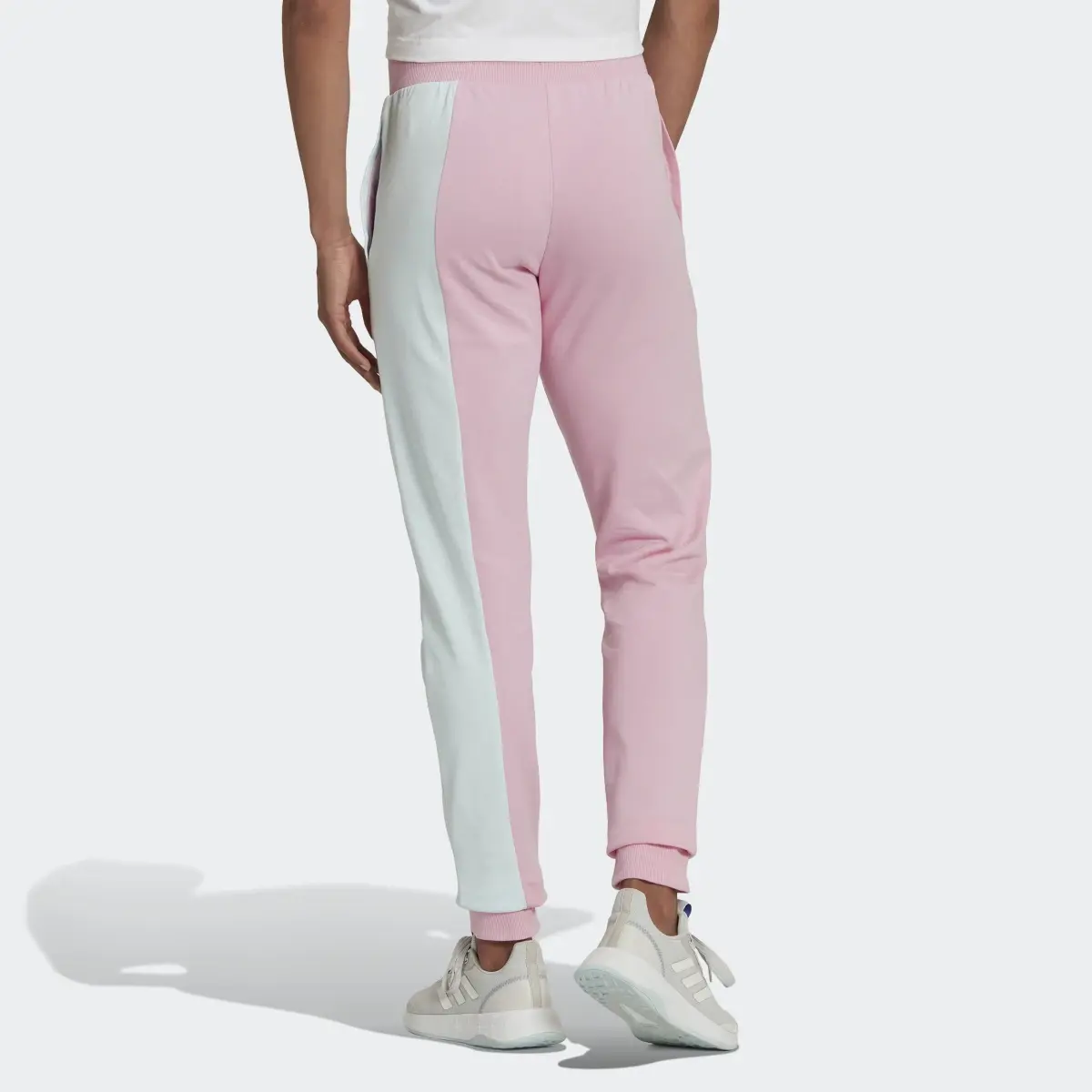 Adidas Pantalon Essentials Colorblock. 2